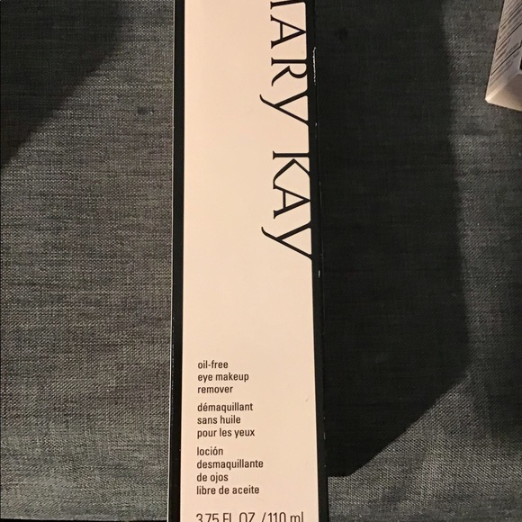 Mary Kay Combo - Picture 2 of 4